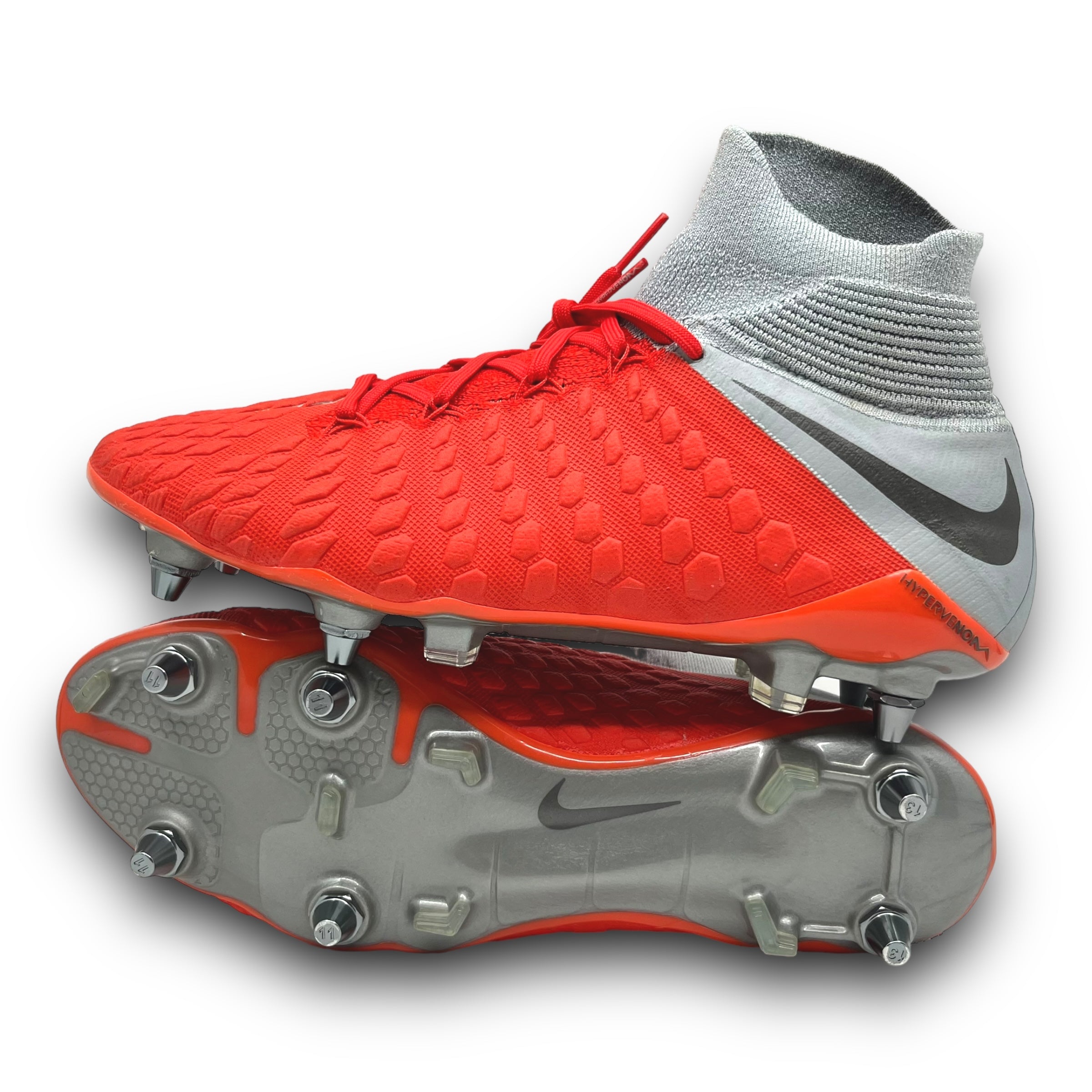 Hypervenom crampon discount