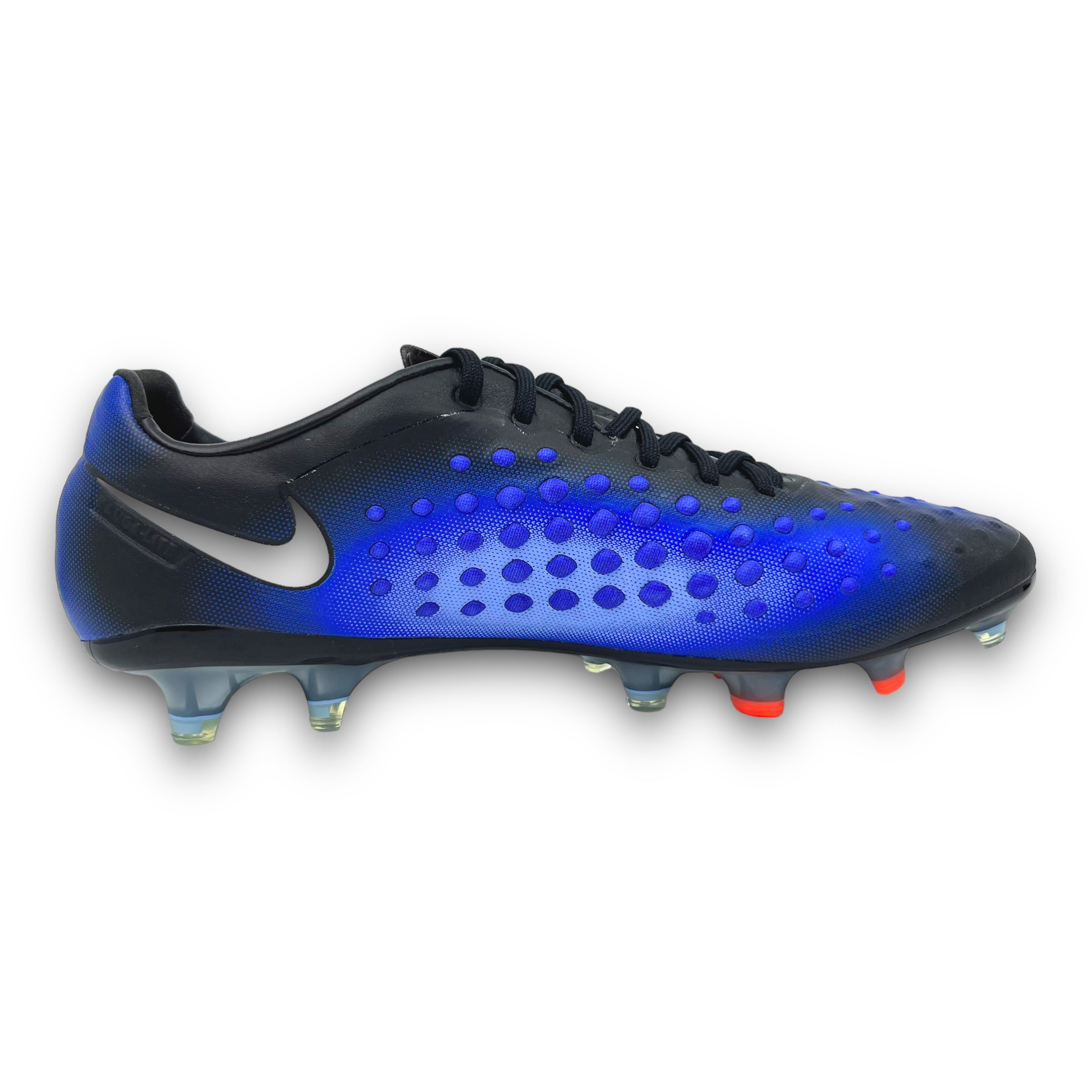 Magista onda vs store hypervenom phelon